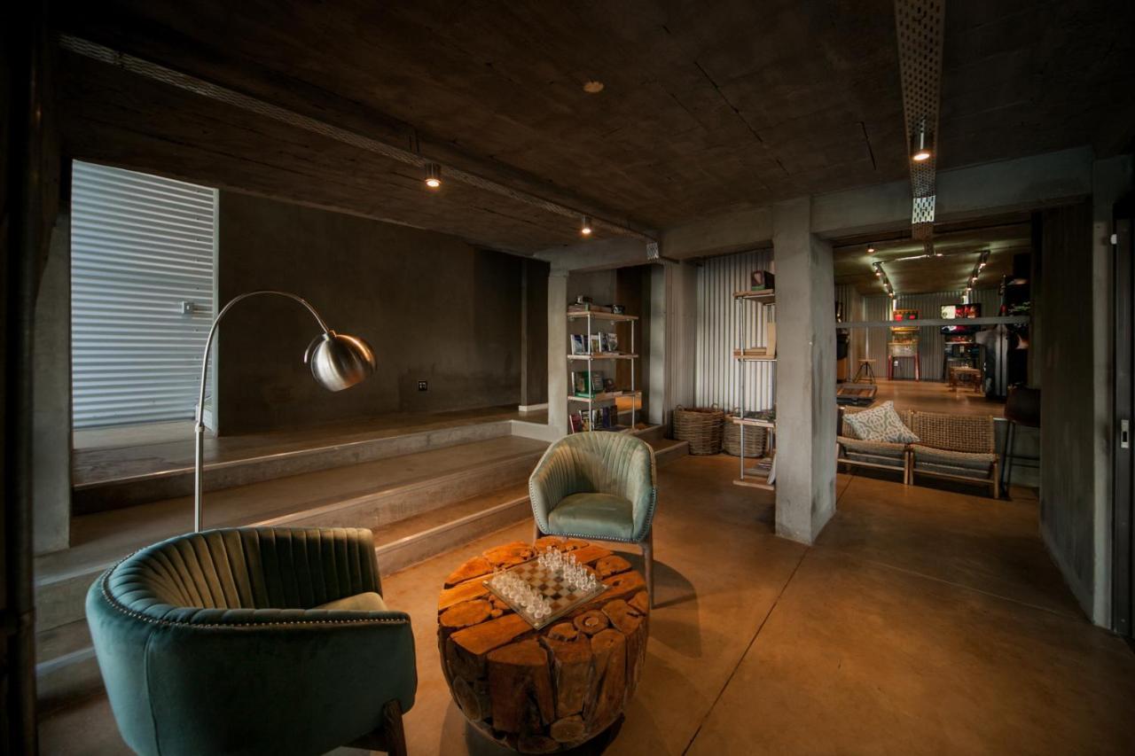 Mister C Bed & Breakfast Hartbeespoort Ngoại thất bức ảnh