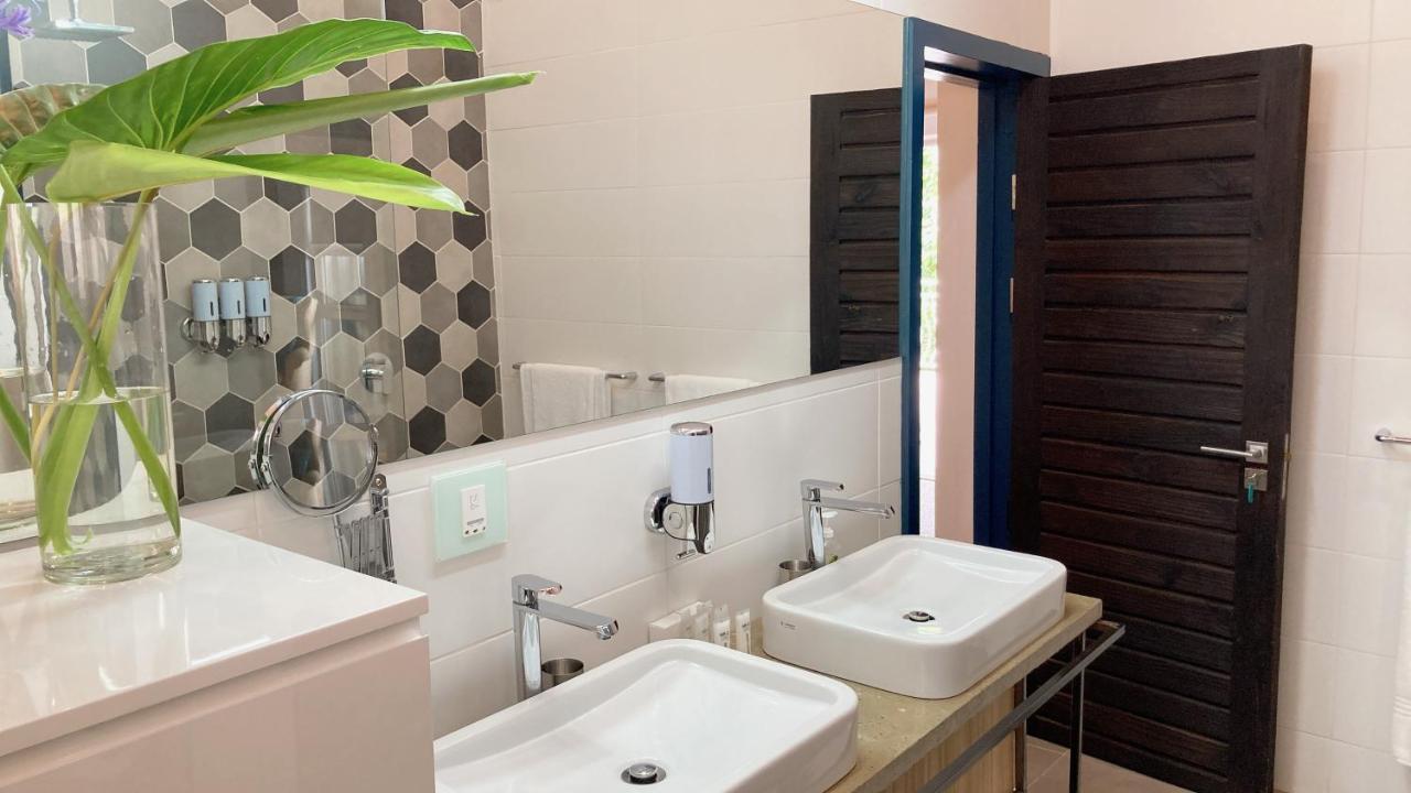 Mister C Bed & Breakfast Hartbeespoort Ngoại thất bức ảnh